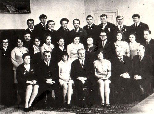  XVII          , 1974.